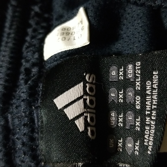108 Adidas athletic shorts 2xl. Navy - Picture 8 of 9